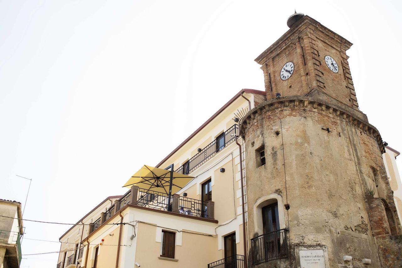 Hotel Palazzo Salerno Roggiano Gravina Zewnętrze zdjęcie